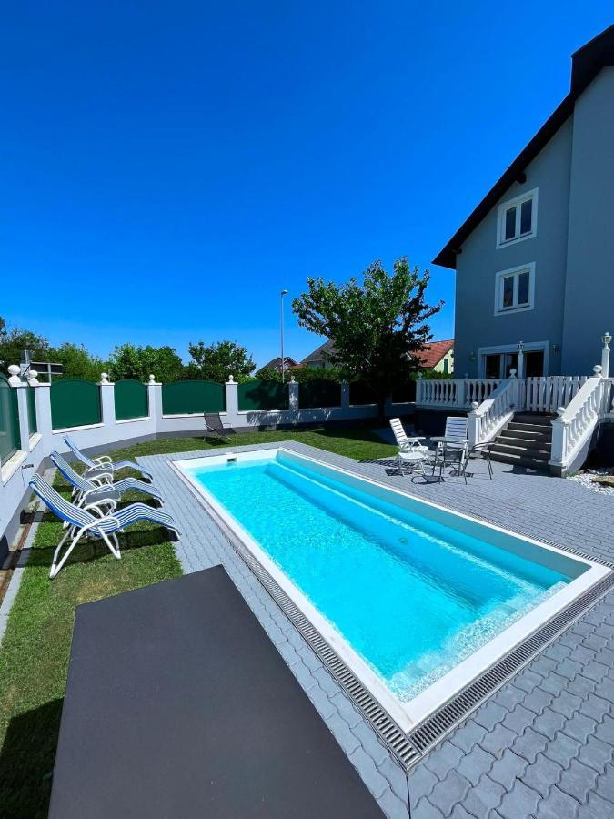 Atemberaubendes Loft Mit Pool Apartment Wien Ngoại thất bức ảnh