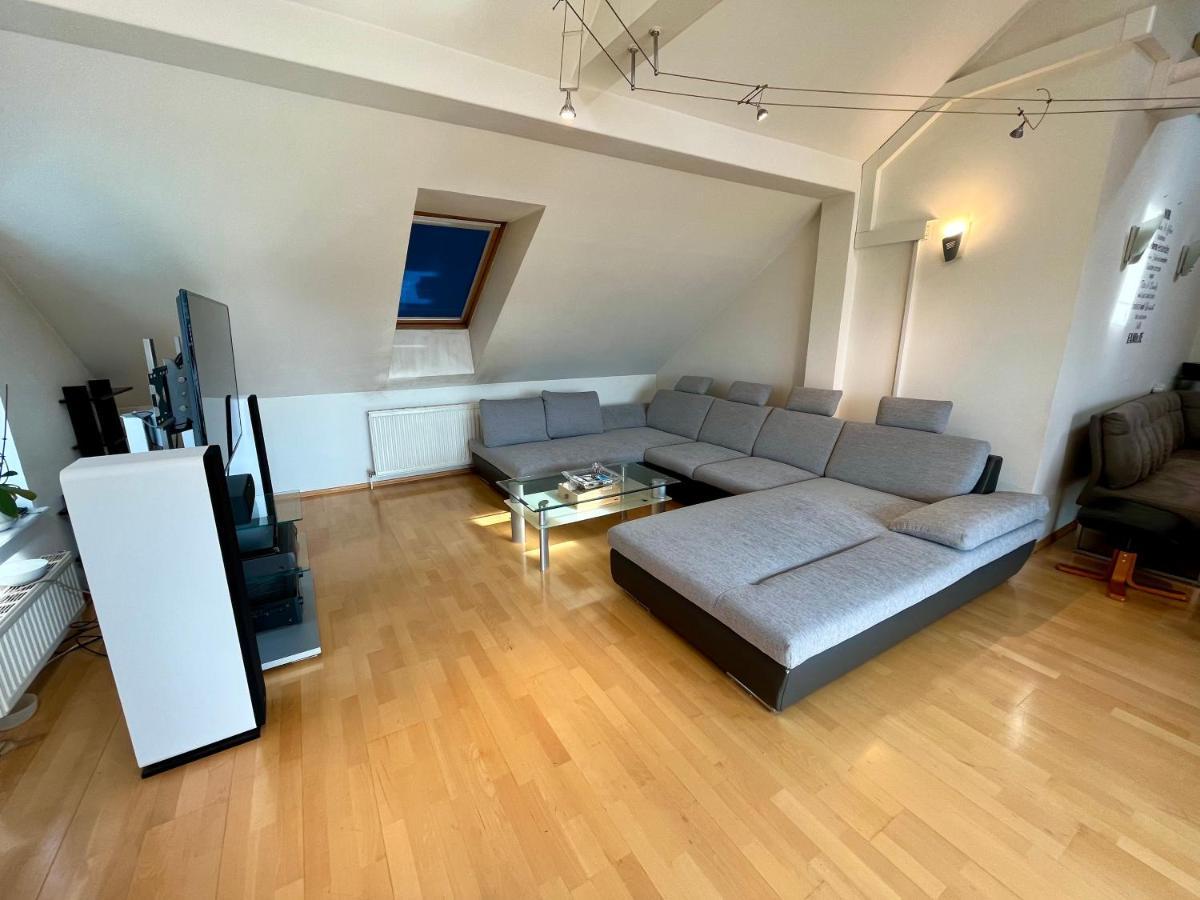Atemberaubendes Loft Mit Pool Apartment Wien Ngoại thất bức ảnh