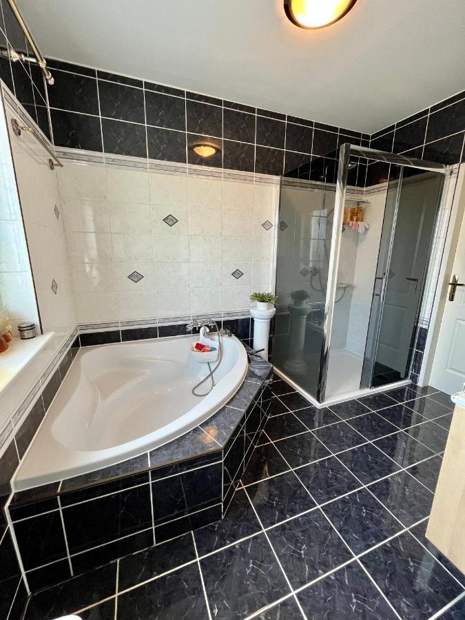 Atemberaubendes Loft Mit Pool Apartment Wien Ngoại thất bức ảnh
